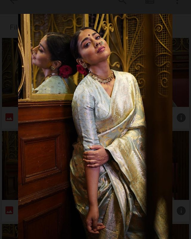 Shriya Saran Pulls Of The Vintage Fashion